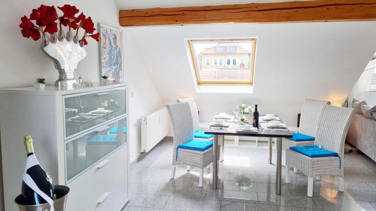 Famous, 100qm, Klima, Loggia, 24h Checkin, Bis 5 Personen * Brunszwik