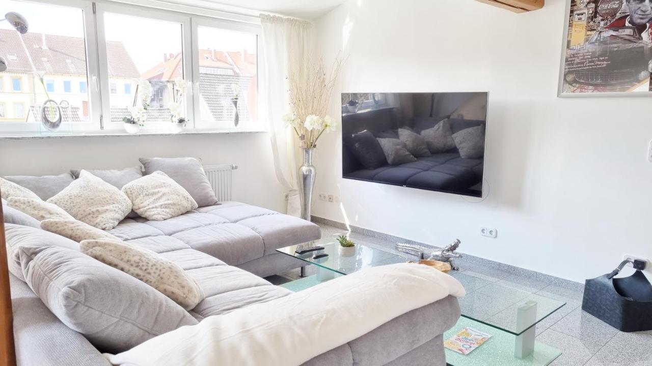 Famous, 100qm, Klima, Loggia, 24h Checkin, Bis 5 Personen Apartament